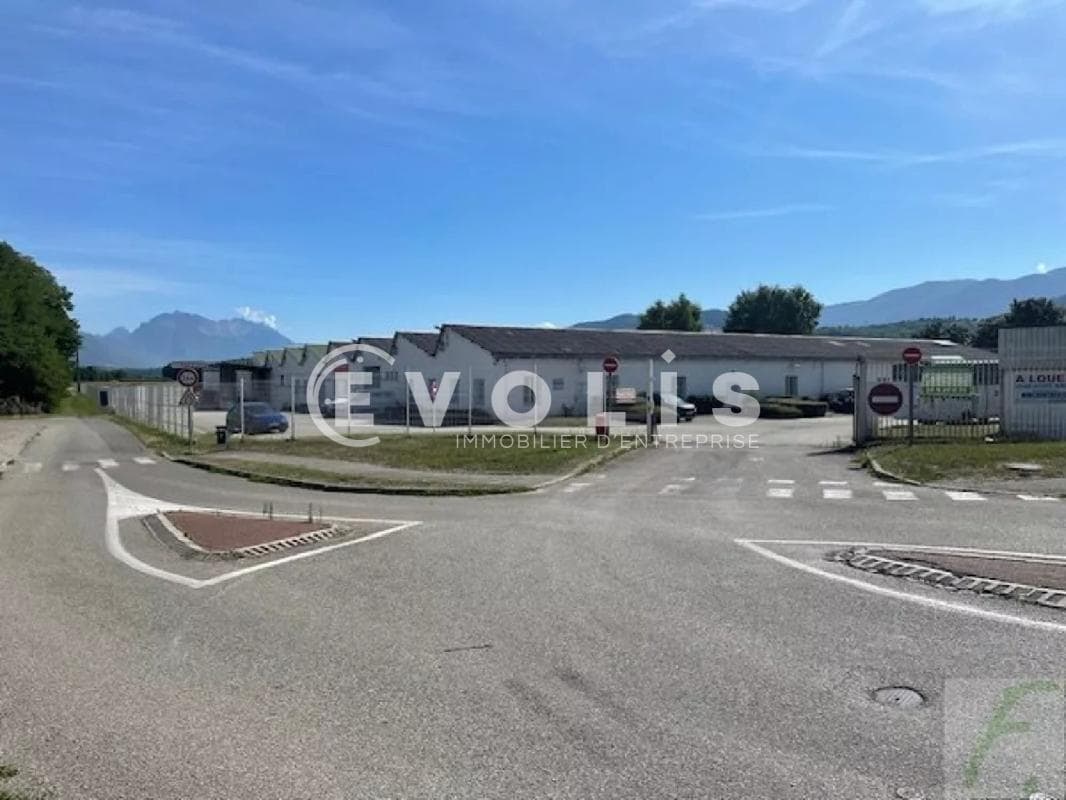 1145 Rue Des Mettanies, Pontcharra for lease Building Photo- Image 1 of 22