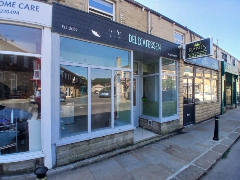 25 Victoria Rd, Barnoldswick for lease Primary Photo- Image 1 of 8