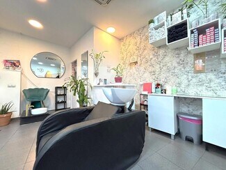 Plus de détails pour Commerce de détail à louer