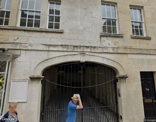 4 Queen St, Bath à louer - Photo principale - Image 1 de 11