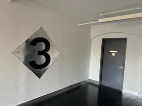 26 Bruckner Blvd, Bronx, NY à louer Photo intérieure- Image 1 de 8