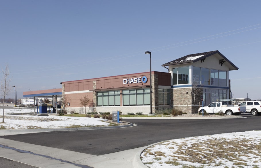 160 W 65th St, Loveland, CO for sale - Primary Photo - Image 1 of 2