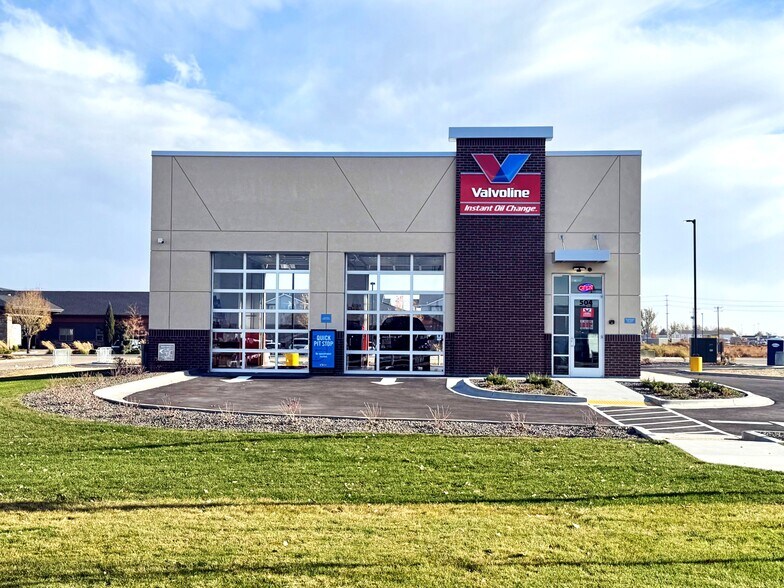 504 N 21st Ave, Caldwell, ID à vendre - Photo du bâtiment - Image 2 de 6