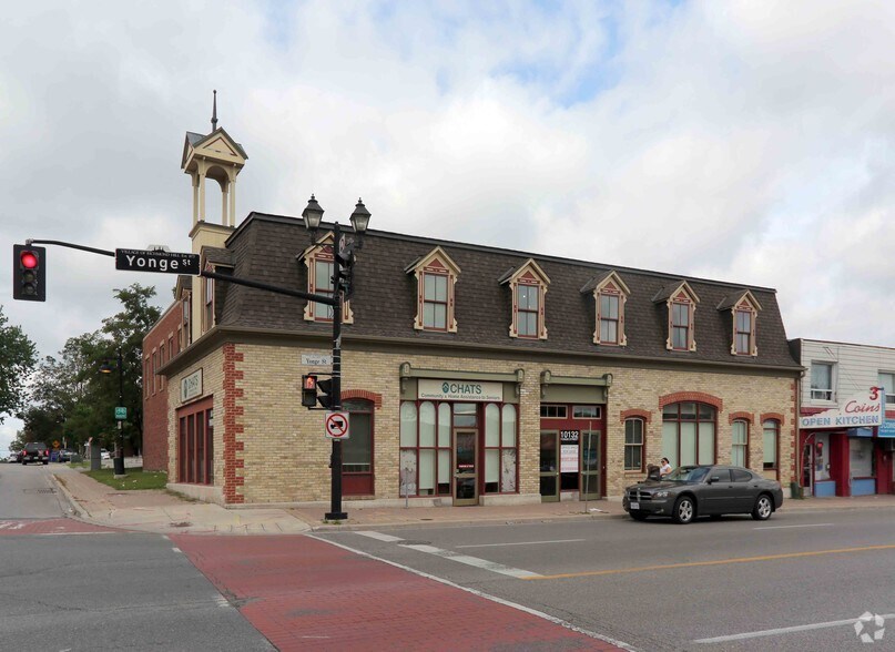 10132 Yonge St, Richmond Hill, ON à vendre - Photo du bâtiment - Image 2 de 2