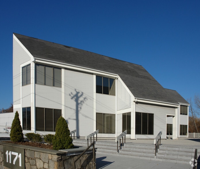 1171 E Putnam Ave, Riverside, CT for sale - Primary Photo - Image 1 of 9