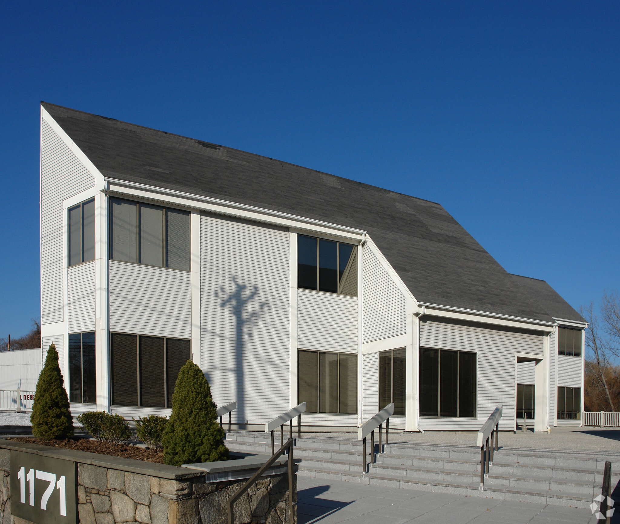 1171 E Putnam Ave, Riverside, CT for sale Primary Photo- Image 1 of 10