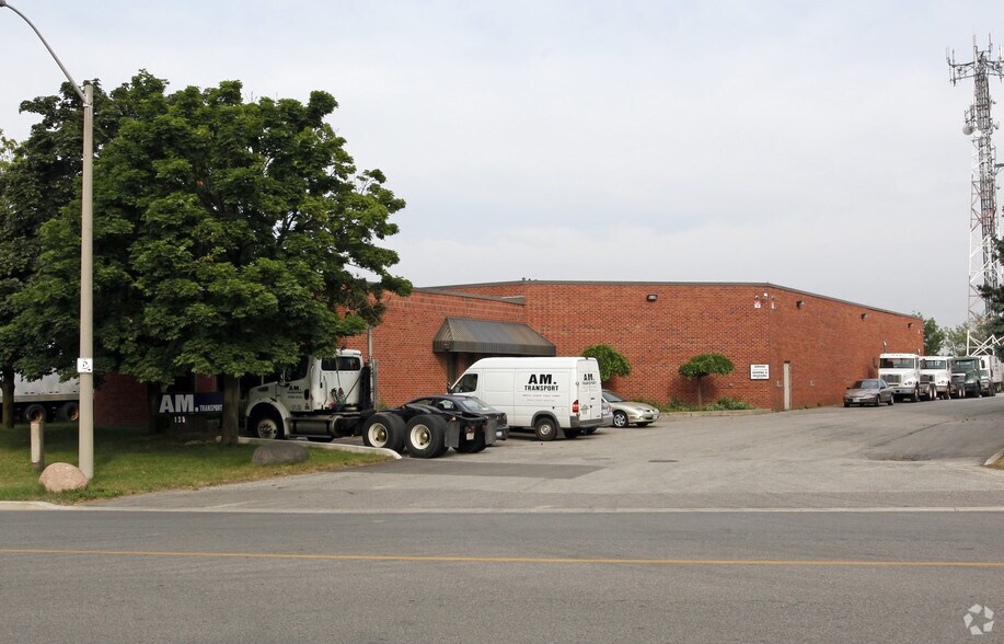 135-141 Watline Av, Mississauga, ON for sale - Primary Photo - Image 1 of 1