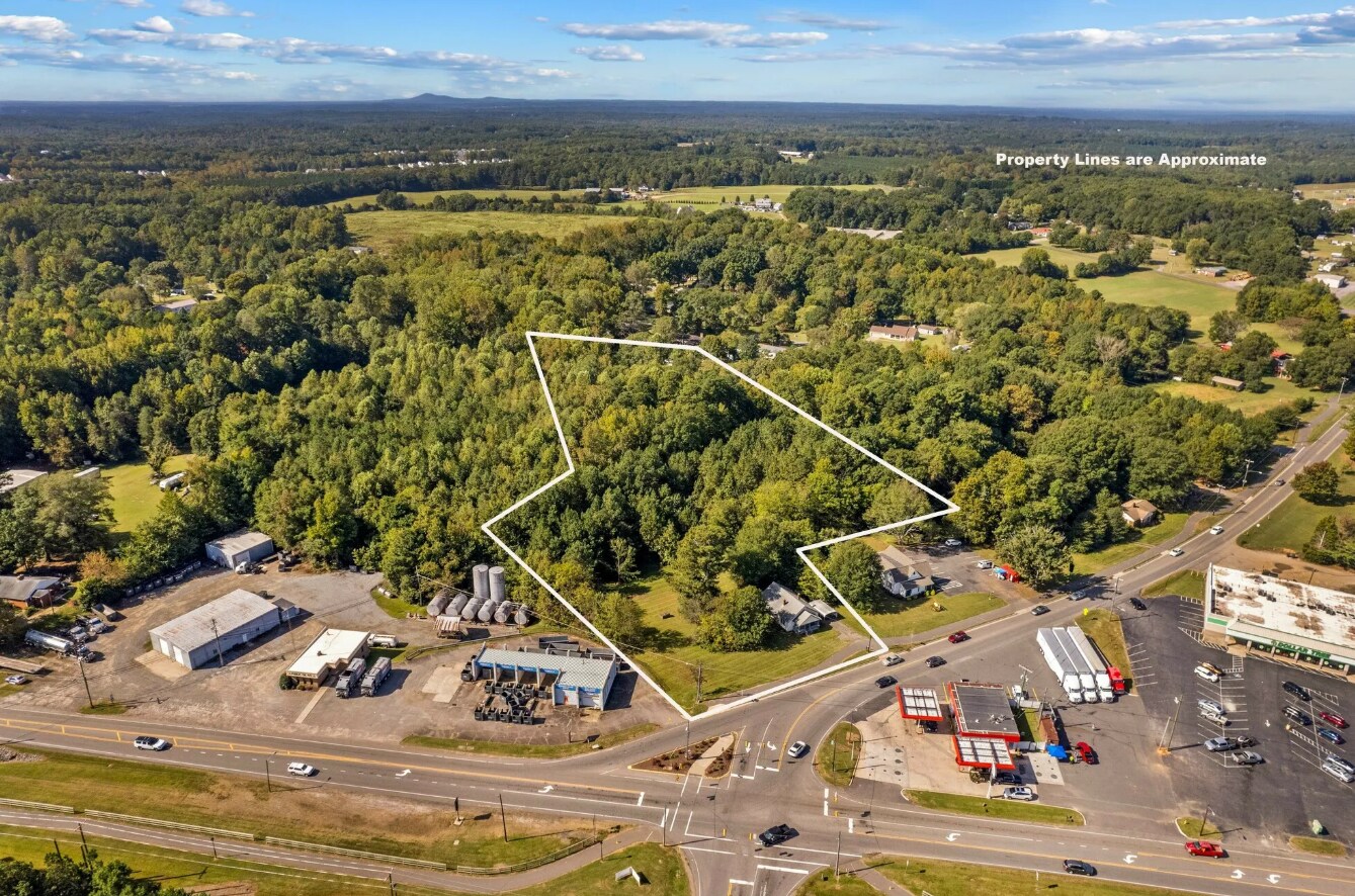 111 Old Mountain Rd, Statesville, NC for sale Building Photo- Image 1 of 16