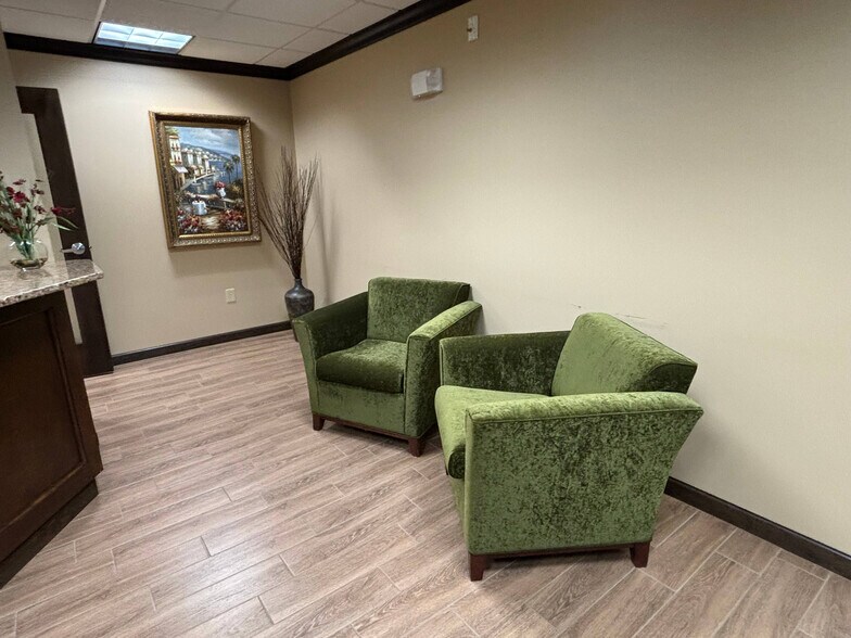 90-100 Central St, Holliston, MA à louer - Photo intérieure - Image 3 de 29