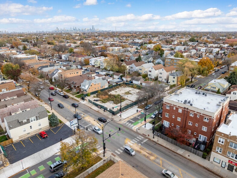 5357 Addison st, Chicago, IL for sale - Building Photo - Image 3 of 10