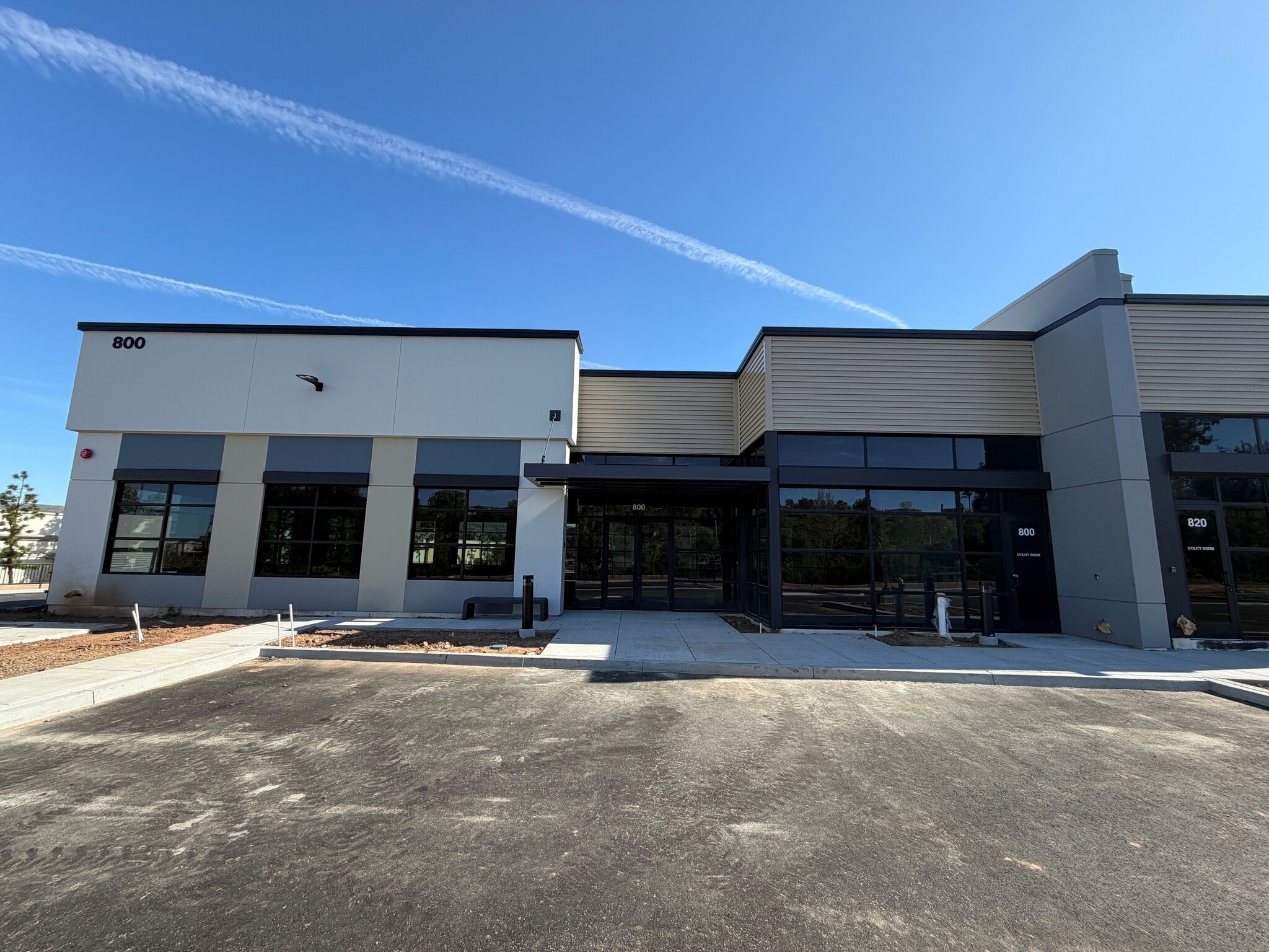 850 Patriot Dr, Moorpark, CA for lease Interior Photo- Image 1 of 1