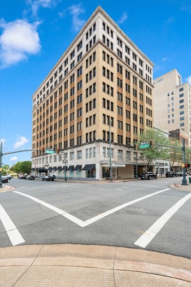 610 Marshall St, Shreveport, LA for sale - Building Photo - Image 2 of 47