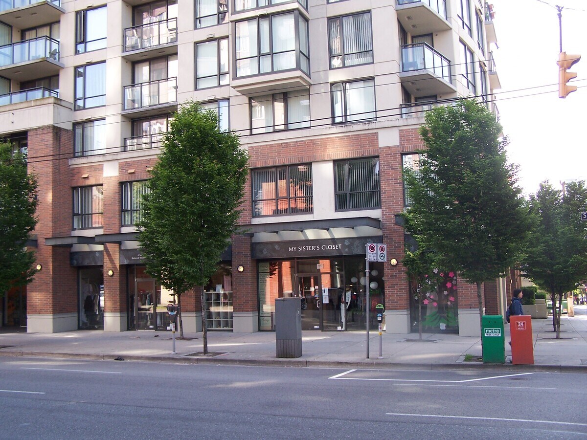 1092 Seymour St, Vancouver, BC V6B 3M6 - Unit 1092 -  - Interior Photo - Image 1 of 2