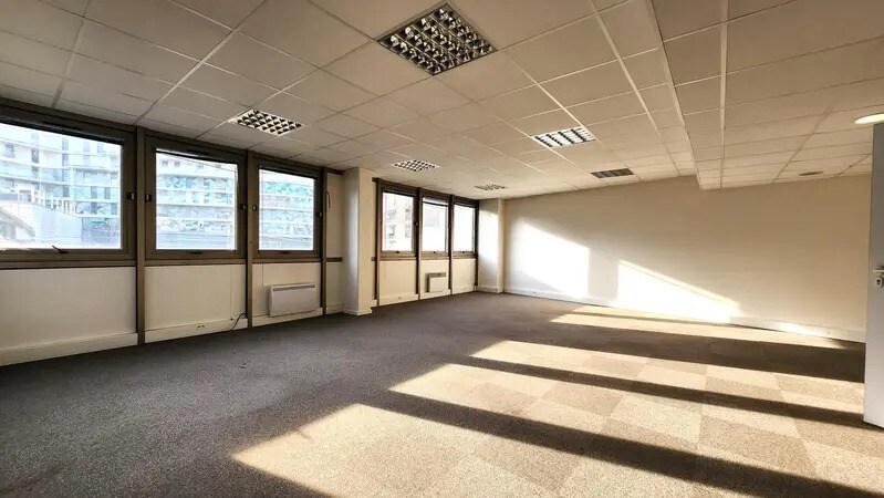 Bureau dans Boulogne-Billancourt à louer - Photo intérieure - Image 2 de 5