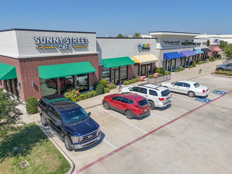 242 Rufe Snow Dr, Keller, TX for sale - Building Photo - Image 3 of 8