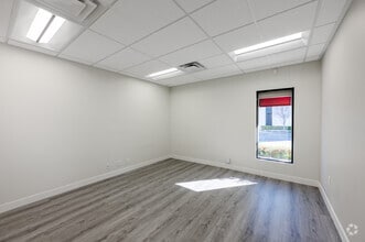 530 S 6th St, Las Vegas, NV for lease Interior Photo- Image 1 of 7