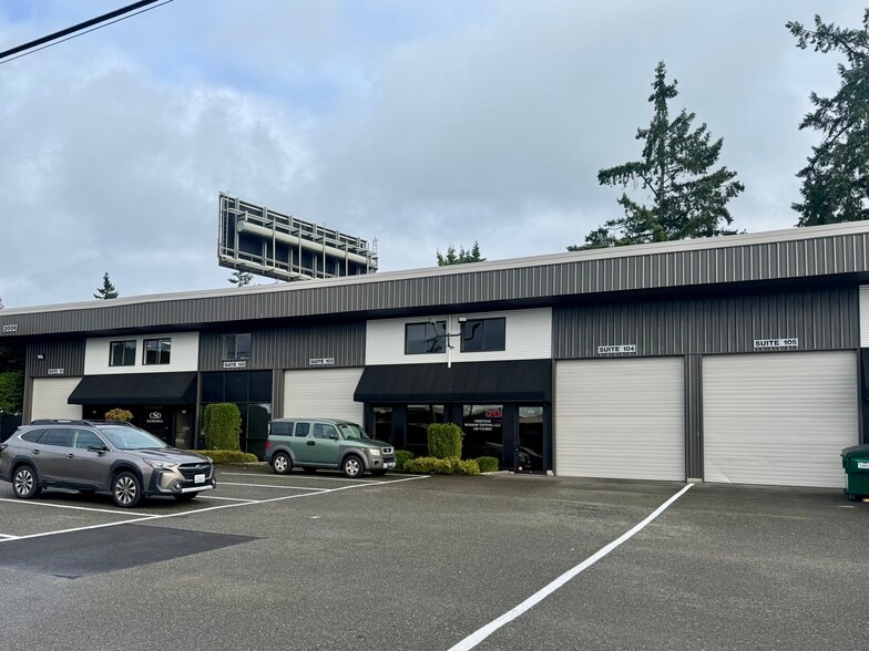 2006 196th St SW, Lynnwood, WA for lease - Building Photo - Image 2 of 5