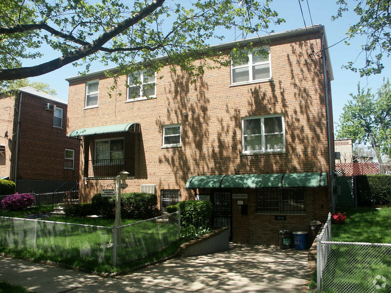 1515 Waring Ave, Bronx, NY à vendre - Photo principale - Image 1 de 1