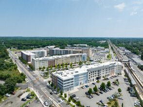 10-40 Station Dr, Wyandanch, NY - aerial  map view