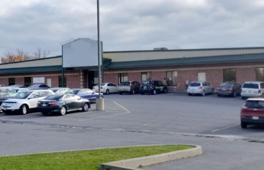 745 Progress Ave, Kingston, ON for sale - Primary Photo - Image 1 of 1