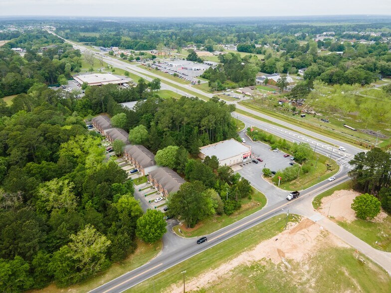 3400 N Barack Obama Blvd, Valdosta, GA à vendre - Photo du bâtiment - Image 2 de 12