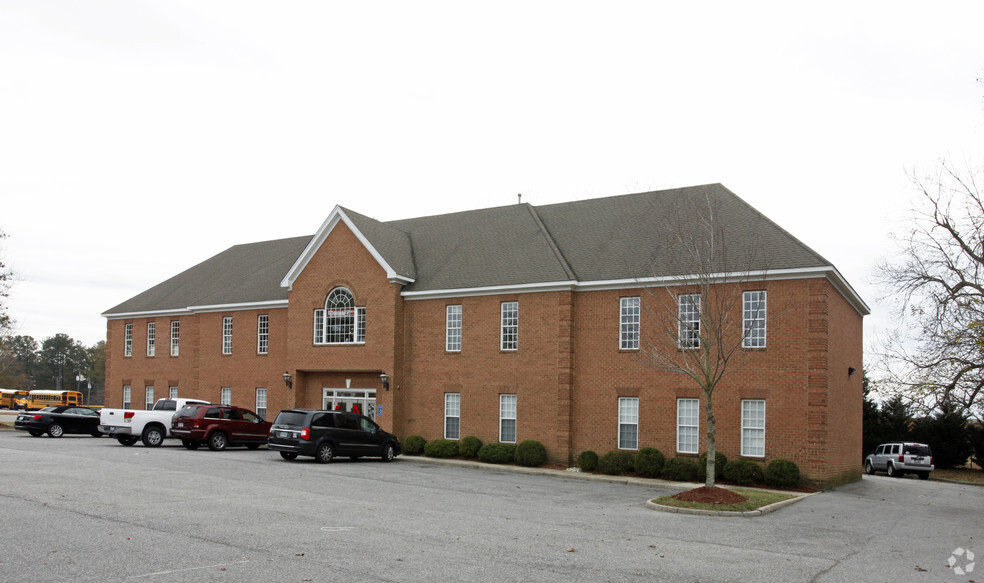 220 Mt. Pleasant Rd, Chesapeake, VA for sale - Primary Photo - Image 1 of 1