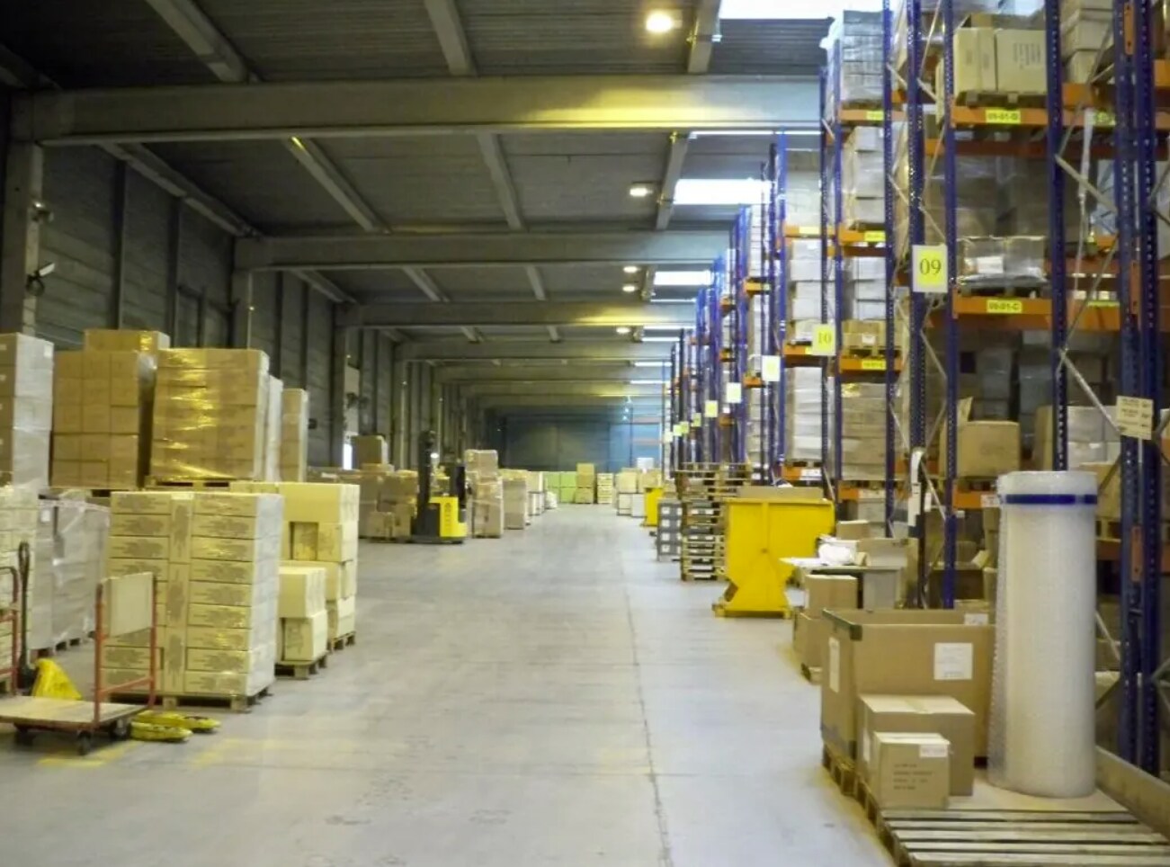 Industriel dans Éragny à louer Photo intérieure- Image 1 de 1