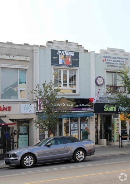 401 Danforth Ave, Toronto, ON à vendre - Photo principale - Image 1 de 1