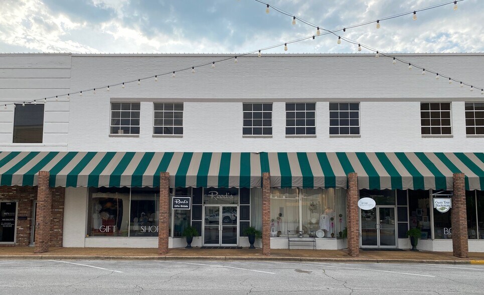 111 S Spring St, Tupelo, MS à louer - Photo du bâtiment - Image 1 de 6