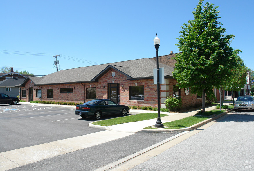 1032 119th St, Whiting, IN à vendre - Photo principale - Image 1 de 2