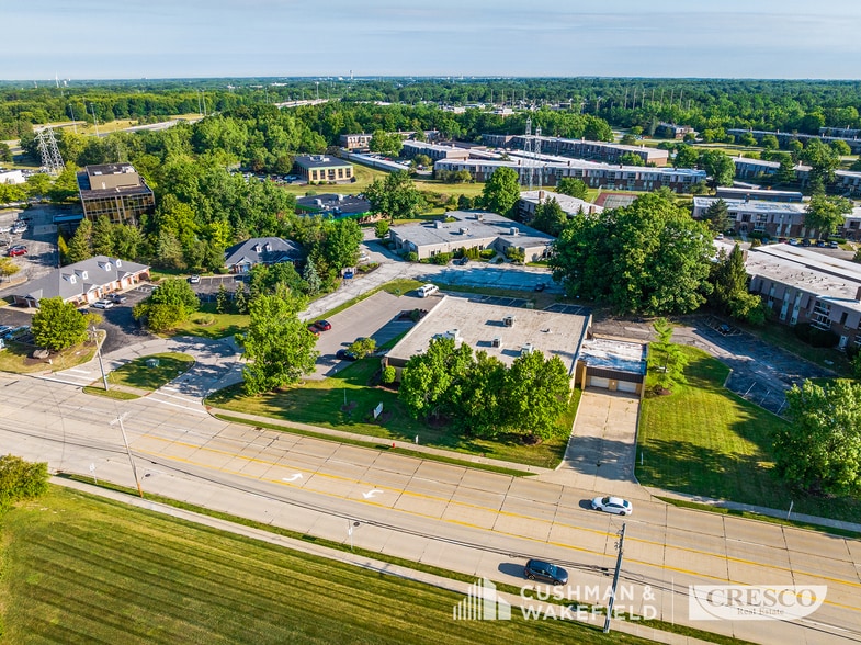 16500 W Sprague Rd, Middleburg Heights, OH for sale - Building Photo - Image 2 of 28