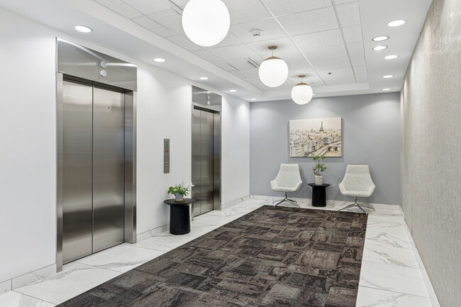 More details for 100 Fillmore St, Denver, CO - Coworking for Lease
