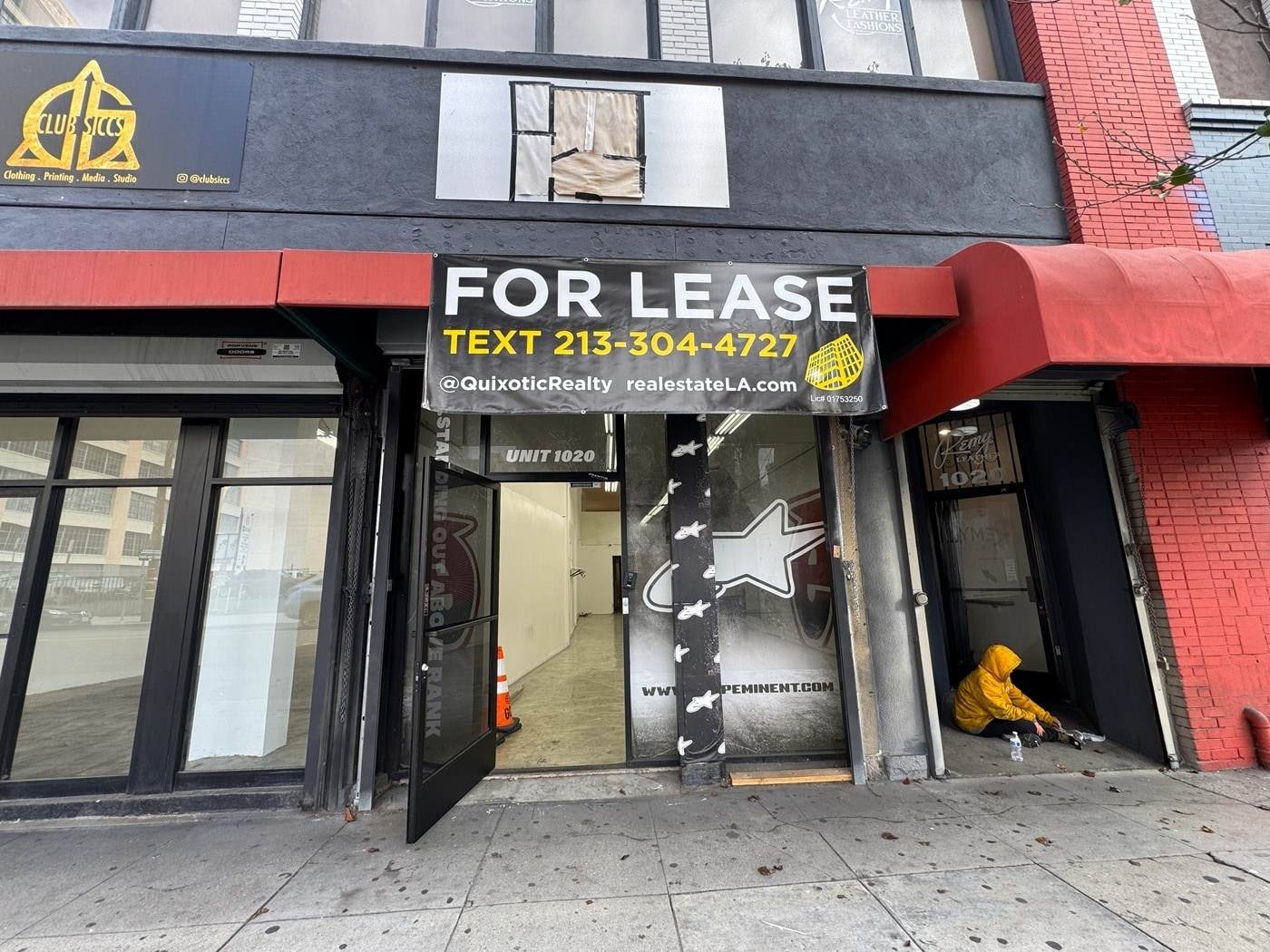1020 S Los Angeles St, Los Angeles, CA for lease Interior Photo- Image 1 of 15