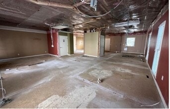 935 W Norton Ave, Muskegon, MI for lease Interior Photo- Image 2 of 2