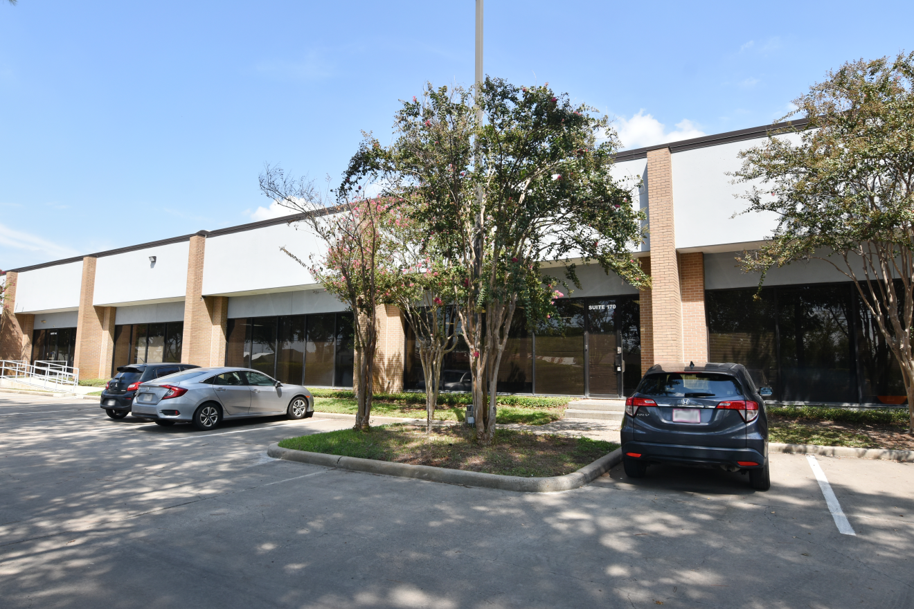 1416-1428 N Sam Houston Pky E, Houston, TX for lease Building Photo- Image 1 of 1