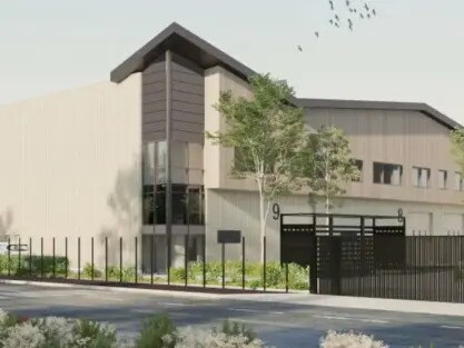 Industrial in Osny for lease - Building Photo - Image 2 of 4