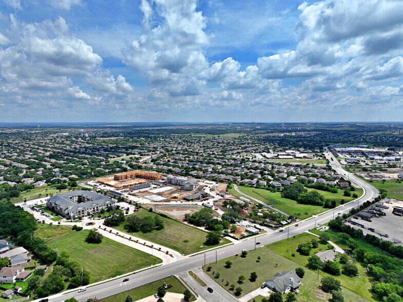 245 W Borgfeld Rd, Cibolo, TX for sale - Building Photo - Image 1 of 2