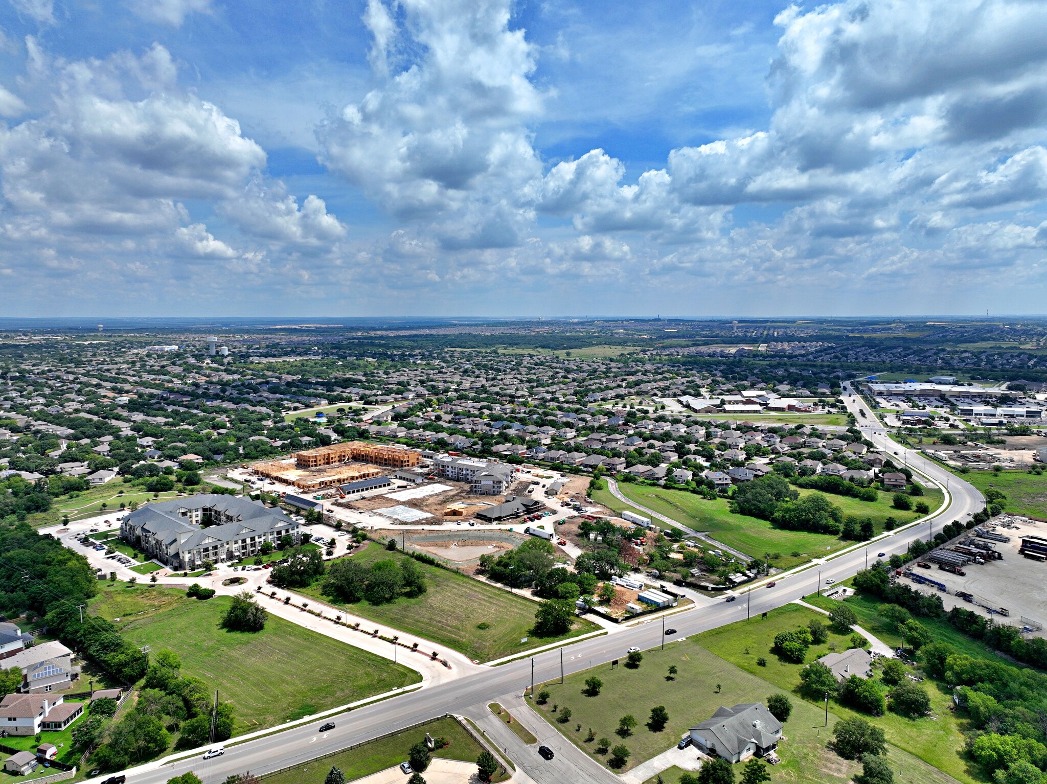 245 W Borgfeld Rd, Cibolo, TX à vendre Photo du b timent- Image 1 de 3