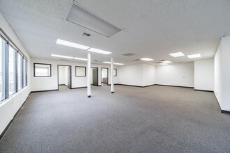 2730 S Harbor Blvd, Santa Ana, CA à louer Photo intérieure- Image 1 de 15