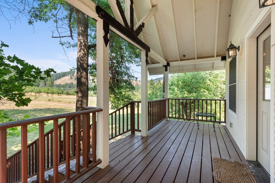 48212 Clear Creek Rd, Halfway, OR for sale - Building Photo - Image 3 of 40