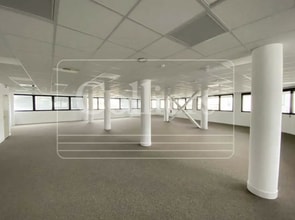Office in Marseille for lease Interior Photo- Image 1 of 8
