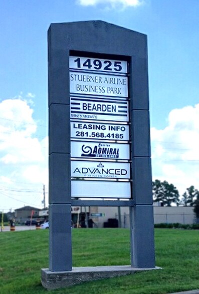 14925 Stuebner Airline Rd, Houston, TX à louer - Photo du bâtiment - Image 2 de 3