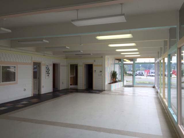3801 S Puget Sound Ave, Tacoma, WA for lease Interior Photo- Image 1 of 8