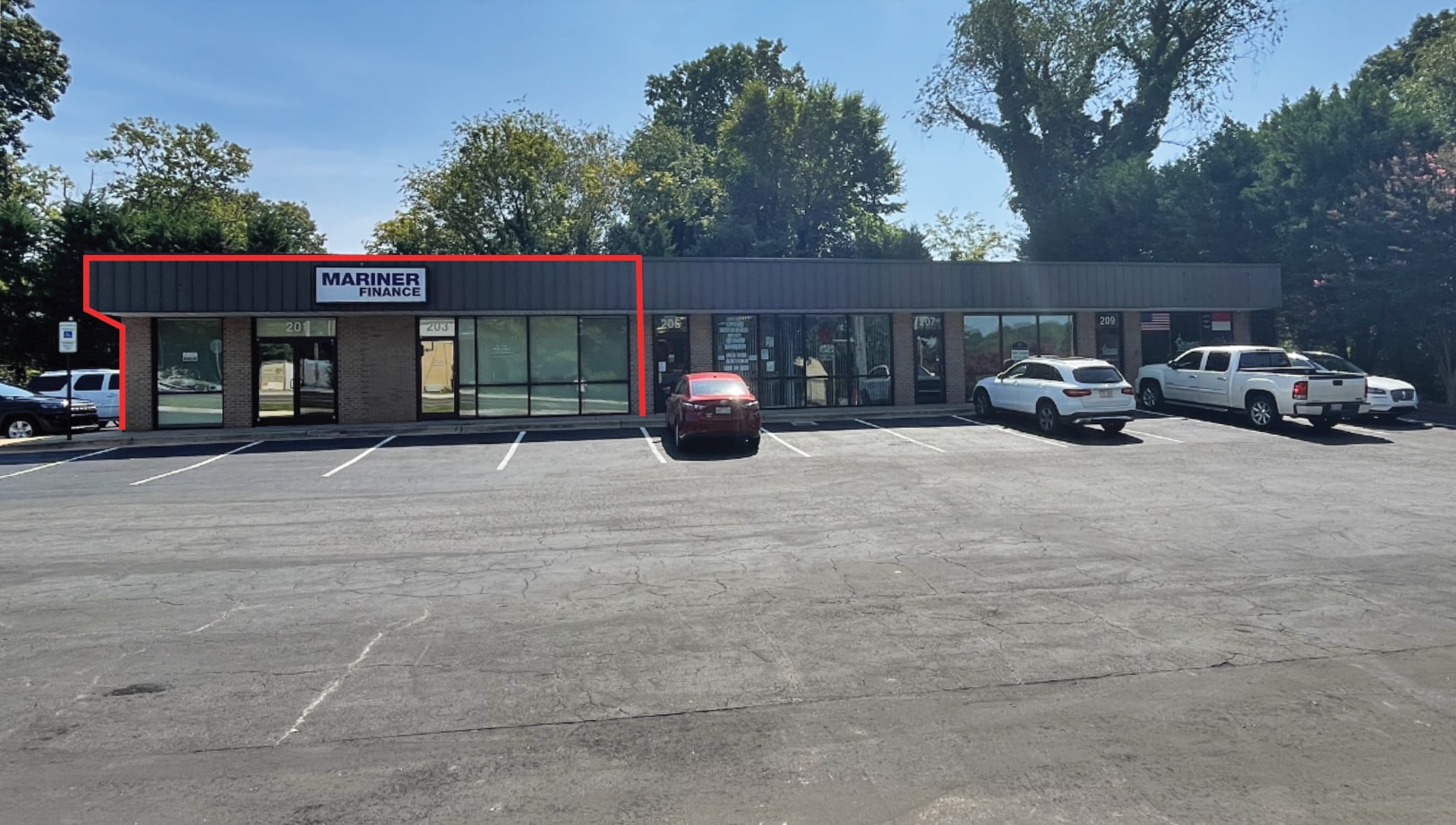 203-209 Eastside Dr, Statesville, NC for lease Building Photo- Image 1 of 2