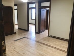 47-63 W Huron St, Pontiac, MI for lease Interior Photo- Image 2 of 7