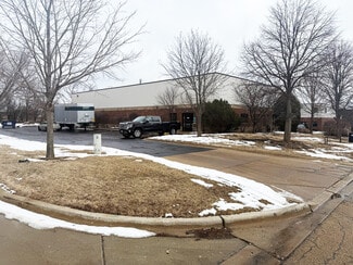 More details for 380 Production Dr, South Elgin, IL - Industrial for Sale
