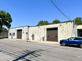 Plus de détails pour 552-556 Cherry Ln, Floral Park, NY - Industriel à vendre