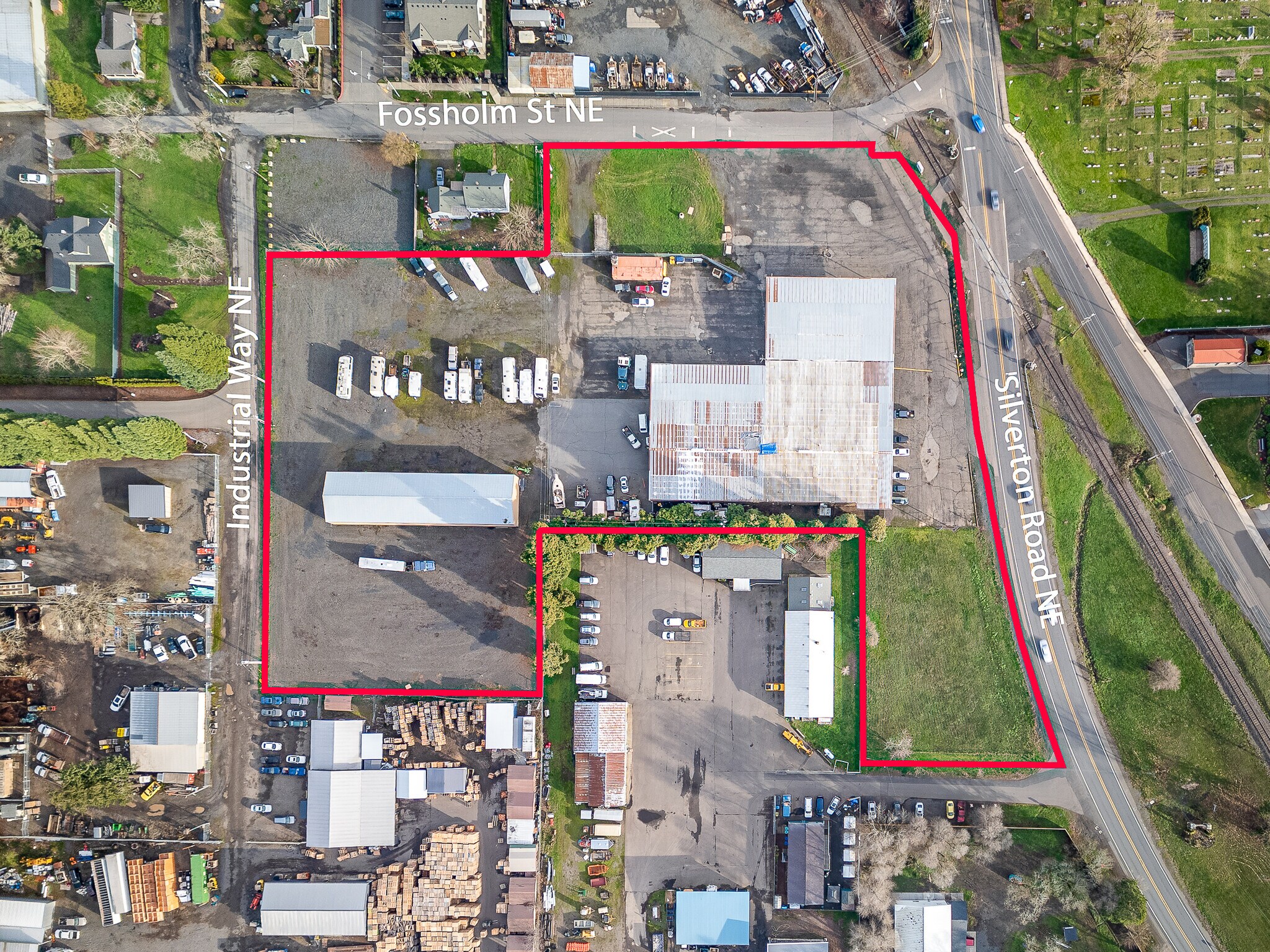 4 INDUSTRIAL PARCELS / 4.65 ACRES portfolio of 2 properties for sale on LoopNet.ca Primary Photo- Image 1 of 17