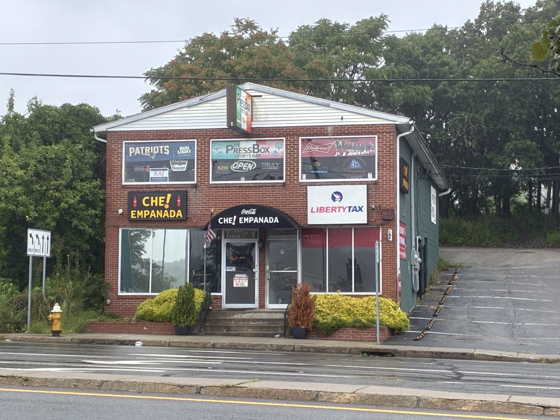 536 Lincoln St, Worcester, MA for lease Building Photo- Image 1 of 3