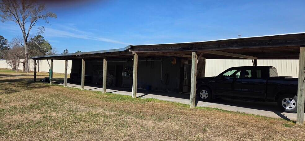 35607 FM 149 Rd, Pinehurst, TX à vendre - Photo du bâtiment - Image 3 de 5